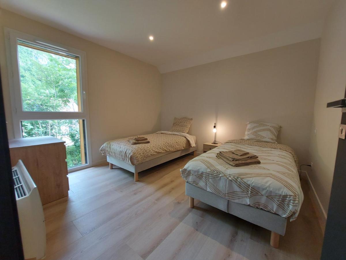 Charmant Et Spacieux Appartement A Quelques Pas Du Lac Duingt Esterno foto